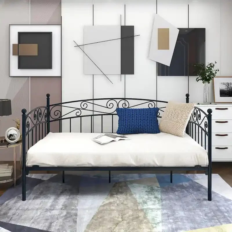 Twin Size Black Metal Vintage Daybed